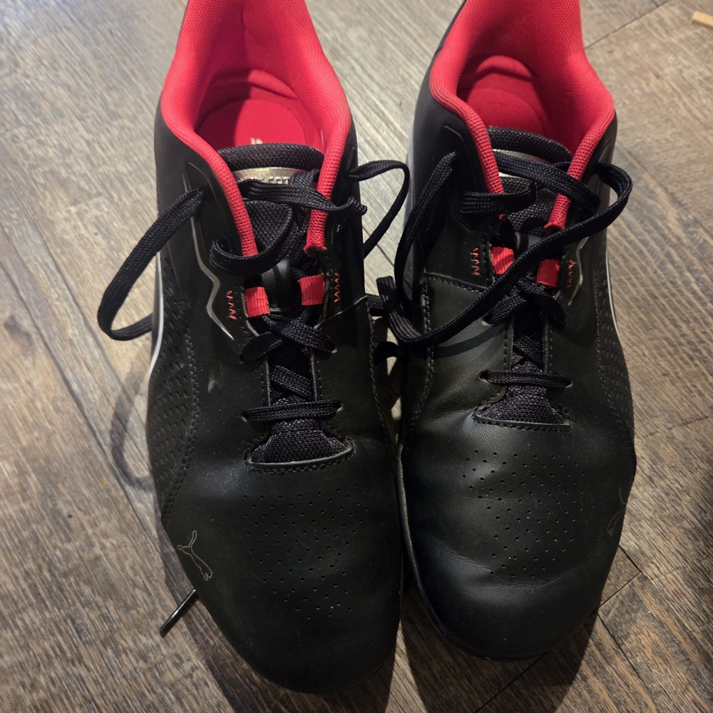 Vans Black and Red Athletic Shoes